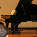 World-class pianist wows music majors